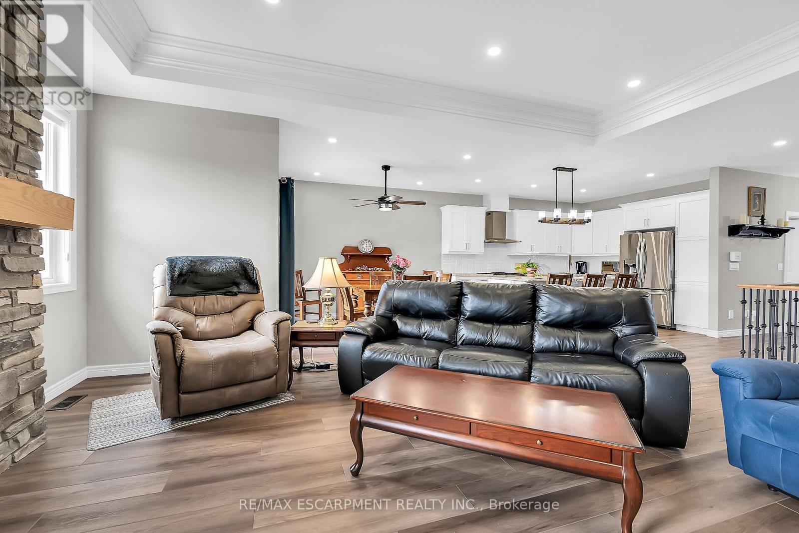 Photo 19 of 13 A Cumberland Street, Brantford ON