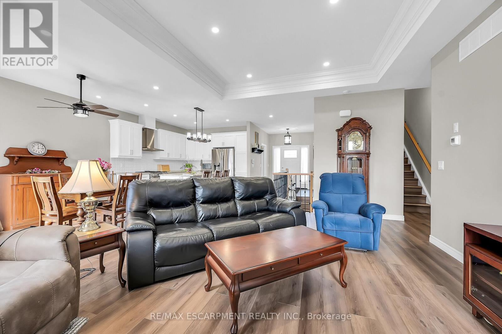 Photo 20 of 13 A Cumberland Street, Brantford ON