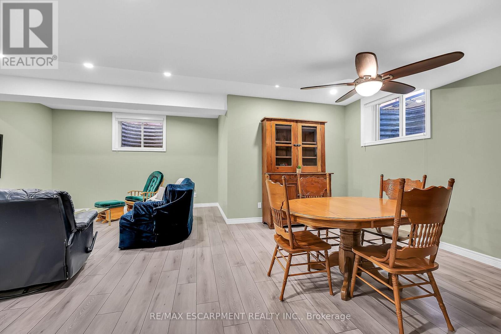 Photo 38 of 13 A Cumberland Street, Brantford ON