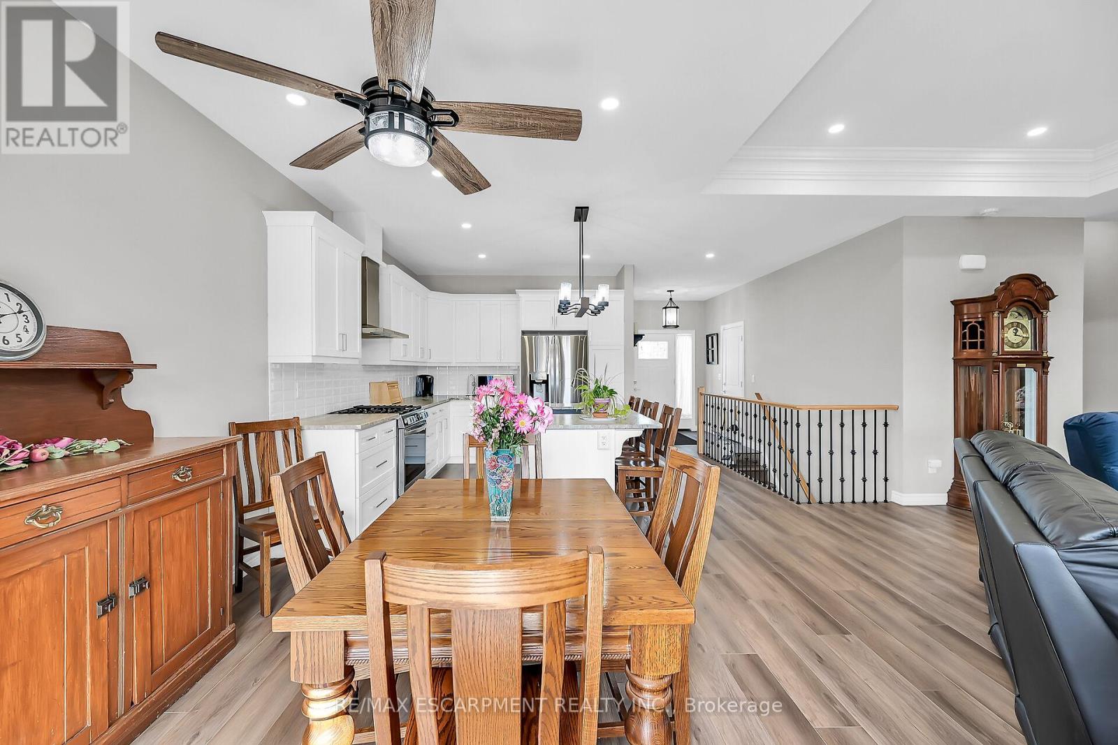Photo 9 of 13 A Cumberland Street, Brantford ON