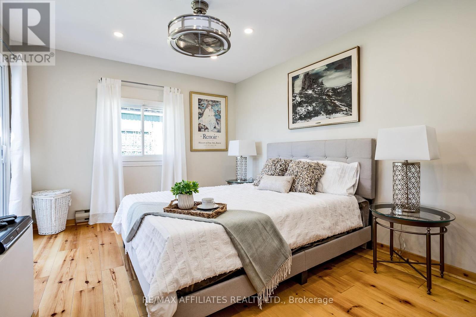 Photo 4 of 875 Corktown Road, Merrickvillewolford ON