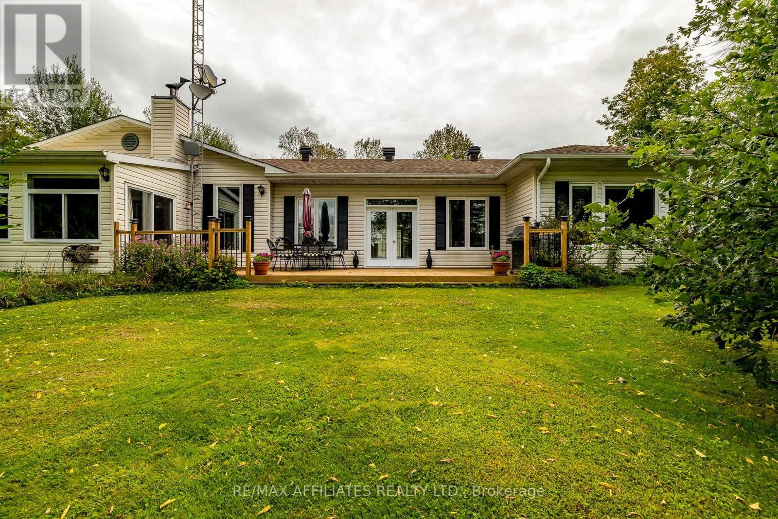 Photo 49 of 875 Corktown Road, Merrickvillewolford ON