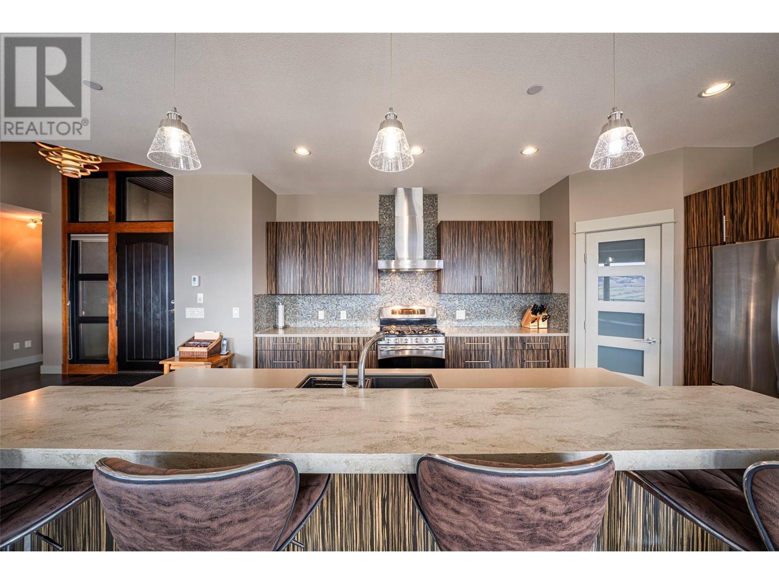  4134 Camelback Way, Vernon