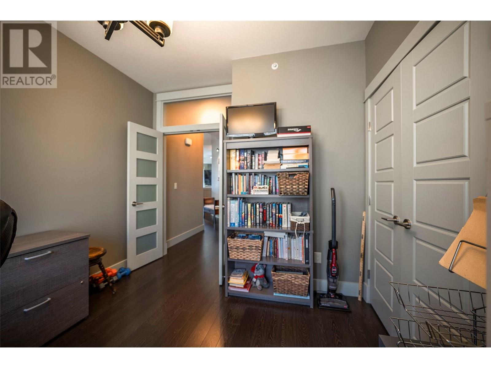  4134 Camelback Way, Vernon