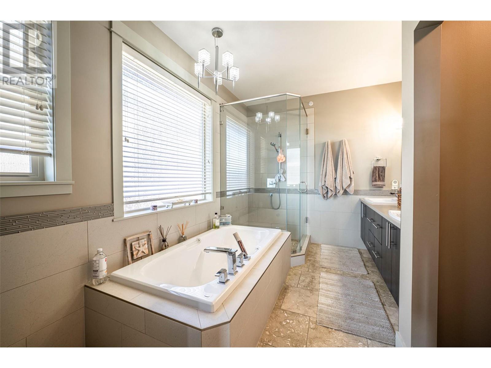  4134 Camelback Way, Vernon