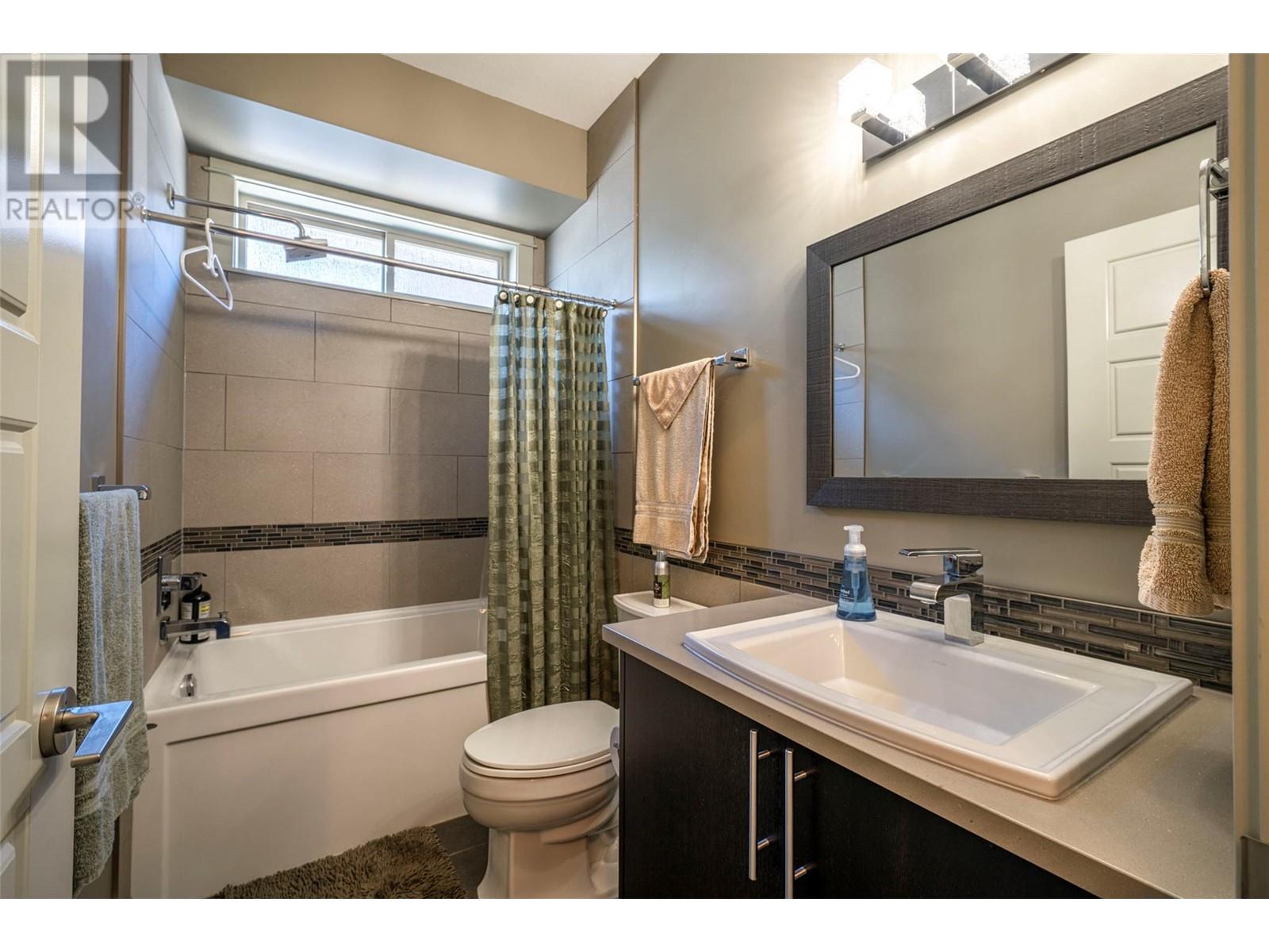  4134 Camelback Way, Vernon
