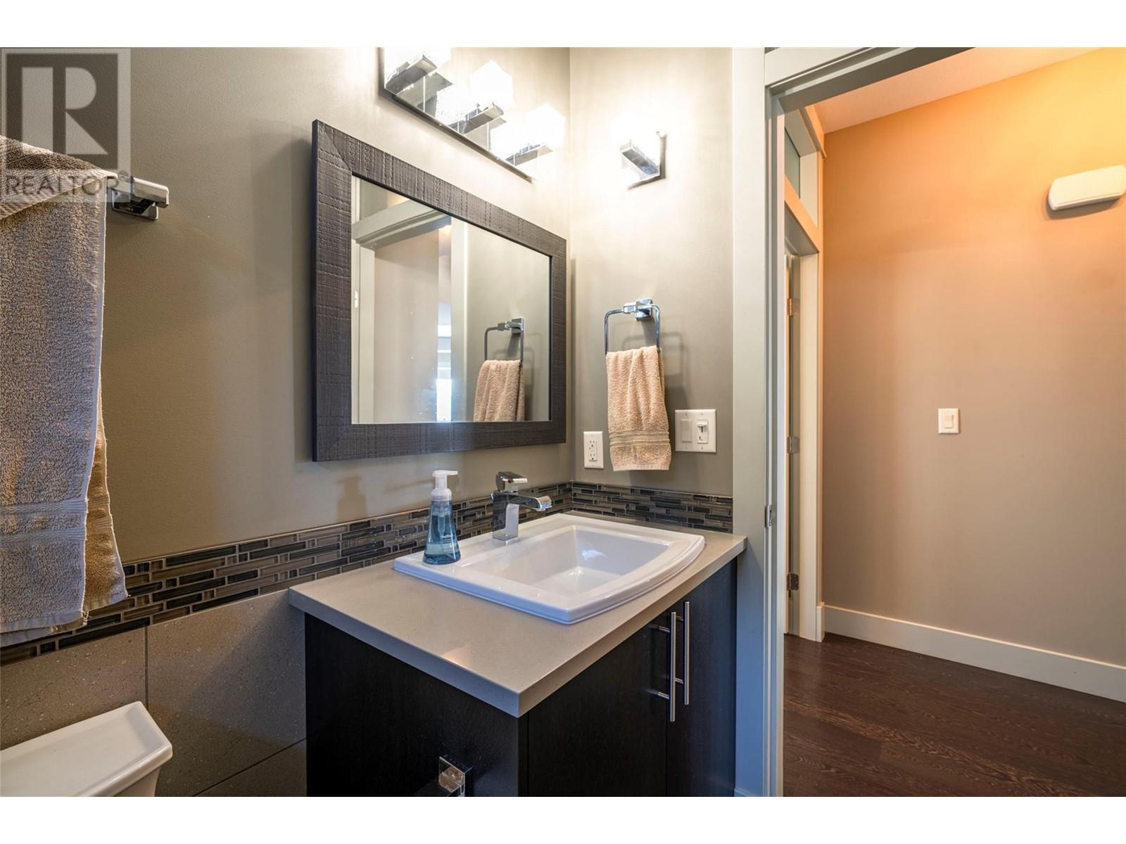  4134 Camelback Way, Vernon