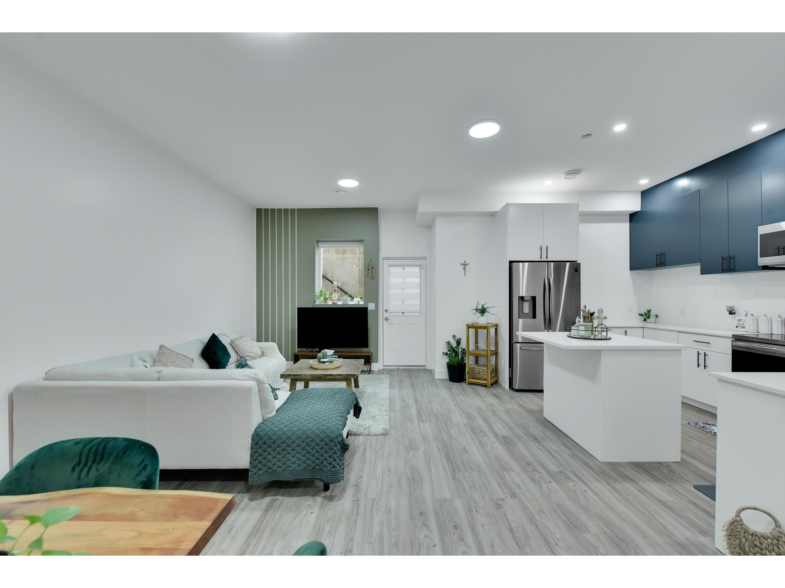 32586 ROSS DRIVE, Mission