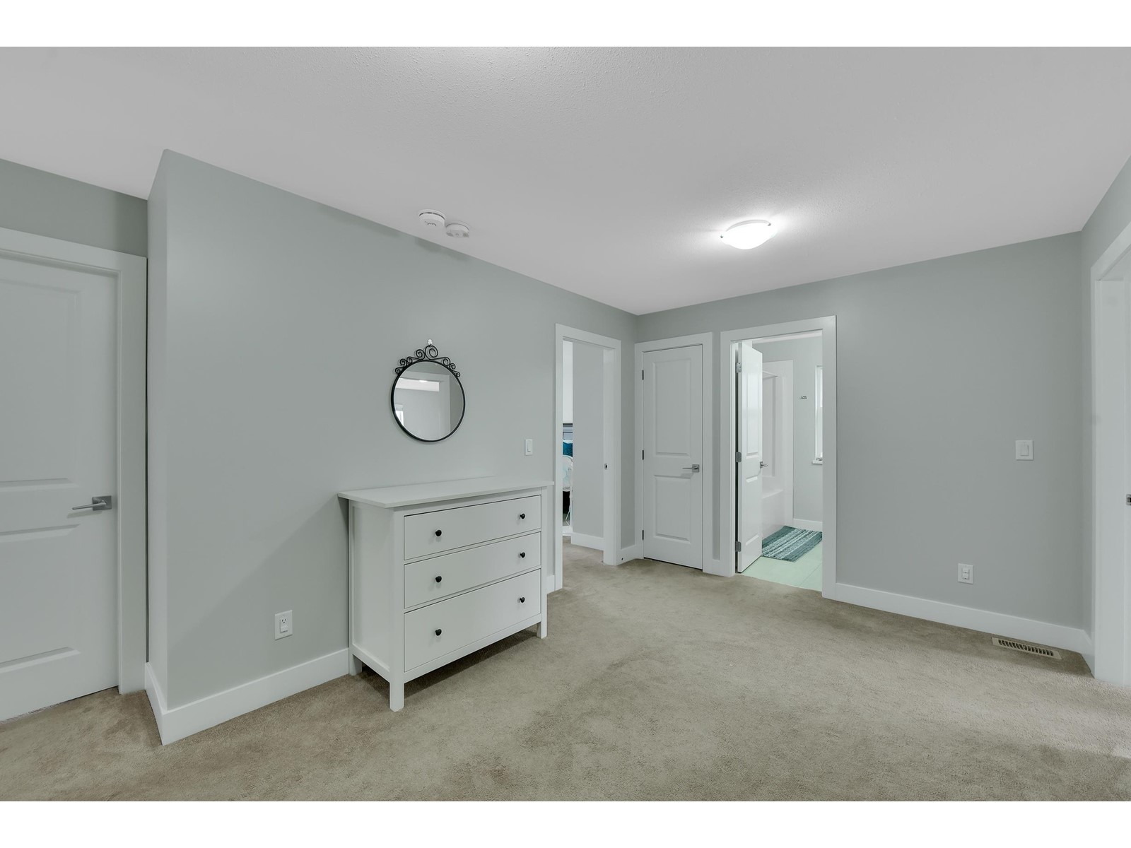 32586 ROSS DRIVE, Mission