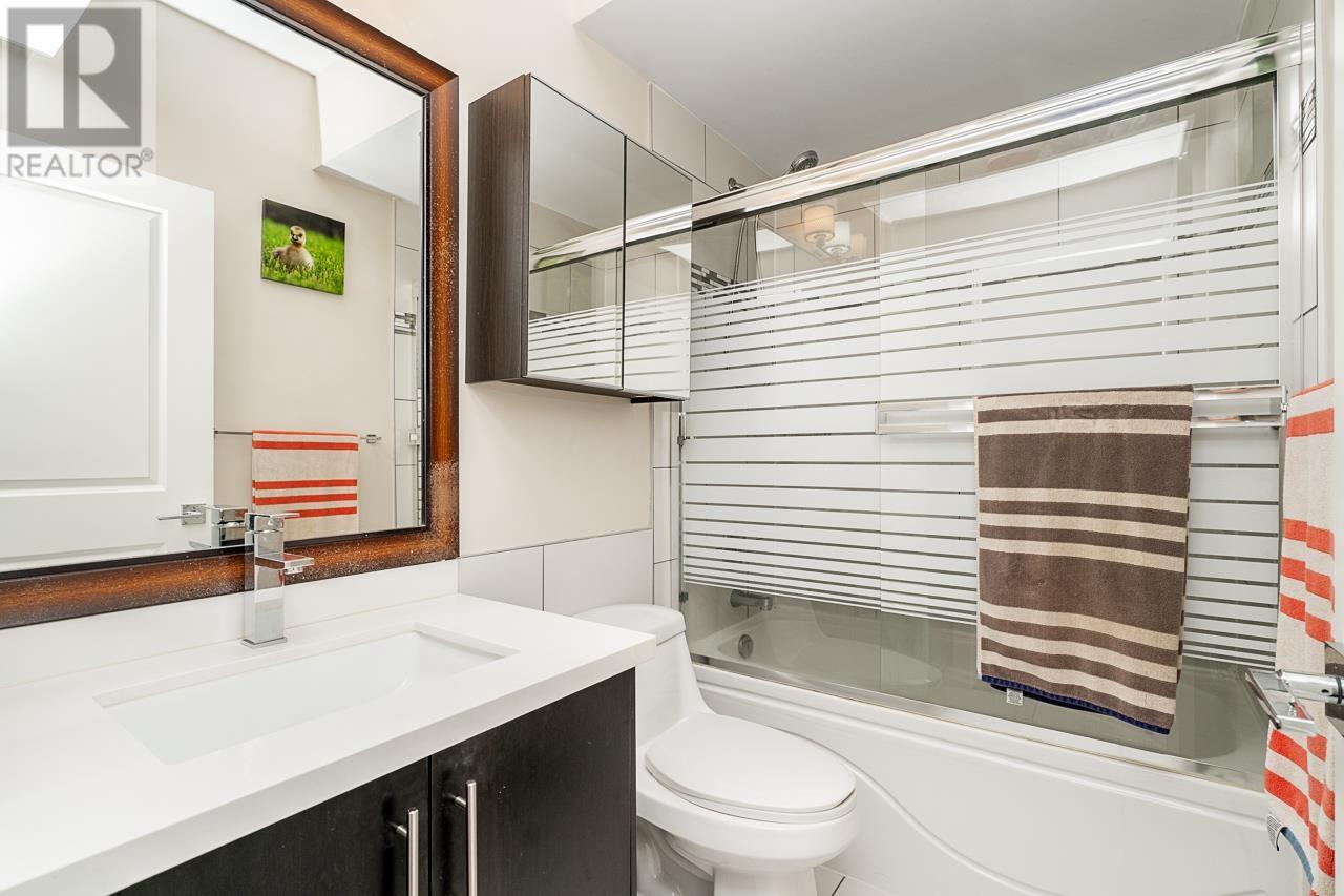 104 3488 SEFTON STREET, Port Coquitlam real estate listing R2985117