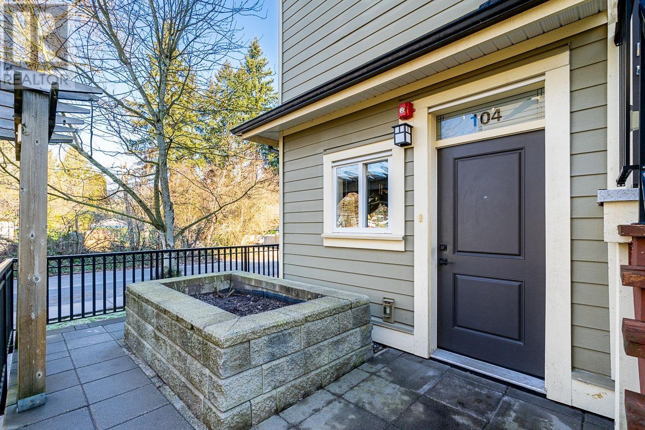 104 3488 SEFTON STREET, Port Coquitlam real estate listing R2985117