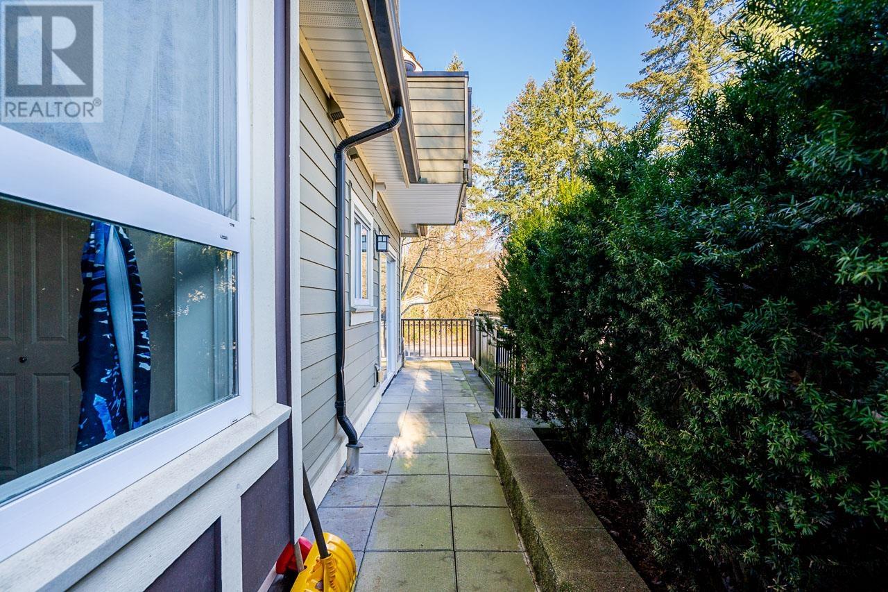 104 3488 SEFTON STREET, Port Coquitlam real estate listing R2985117
