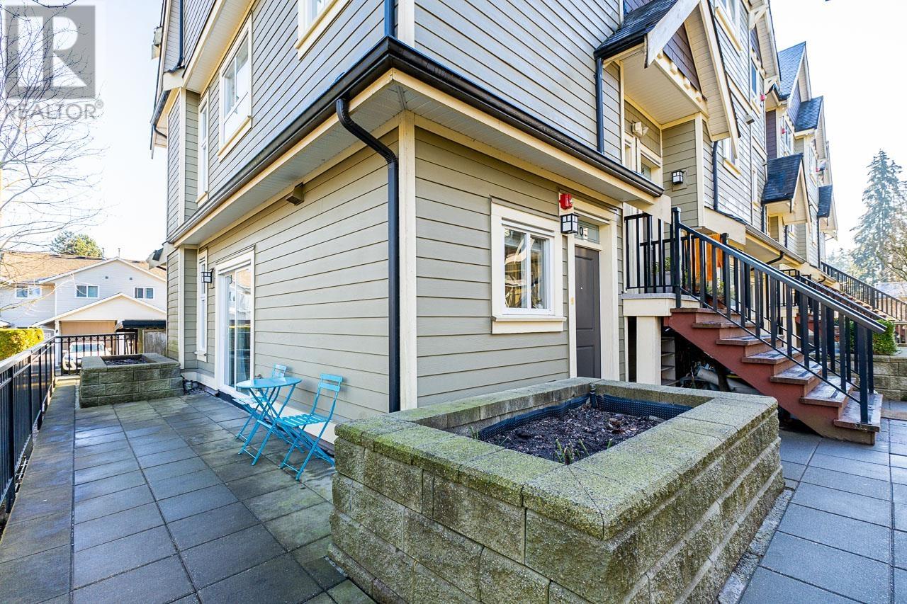 104 3488 SEFTON STREET, Port Coquitlam real estate listing R2985117