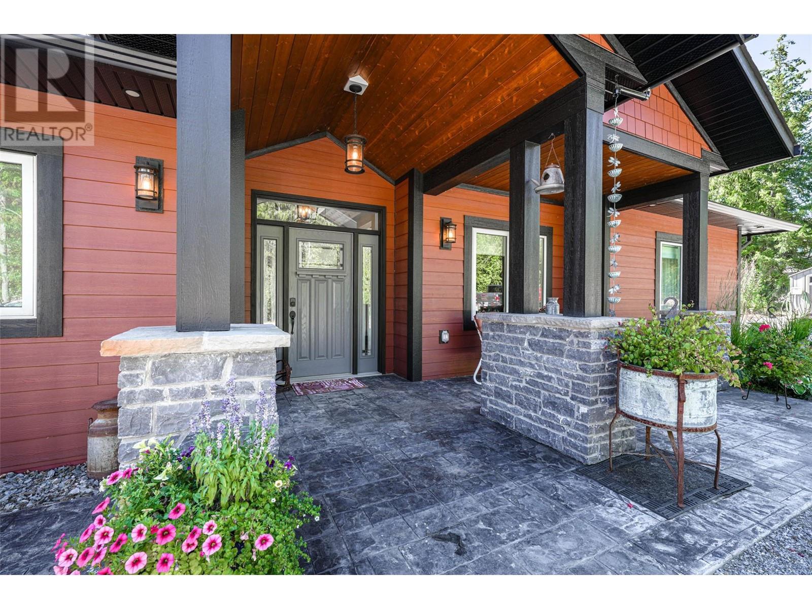 Photo 22 of 6209 Tatlow Road, Salmon Arm BC