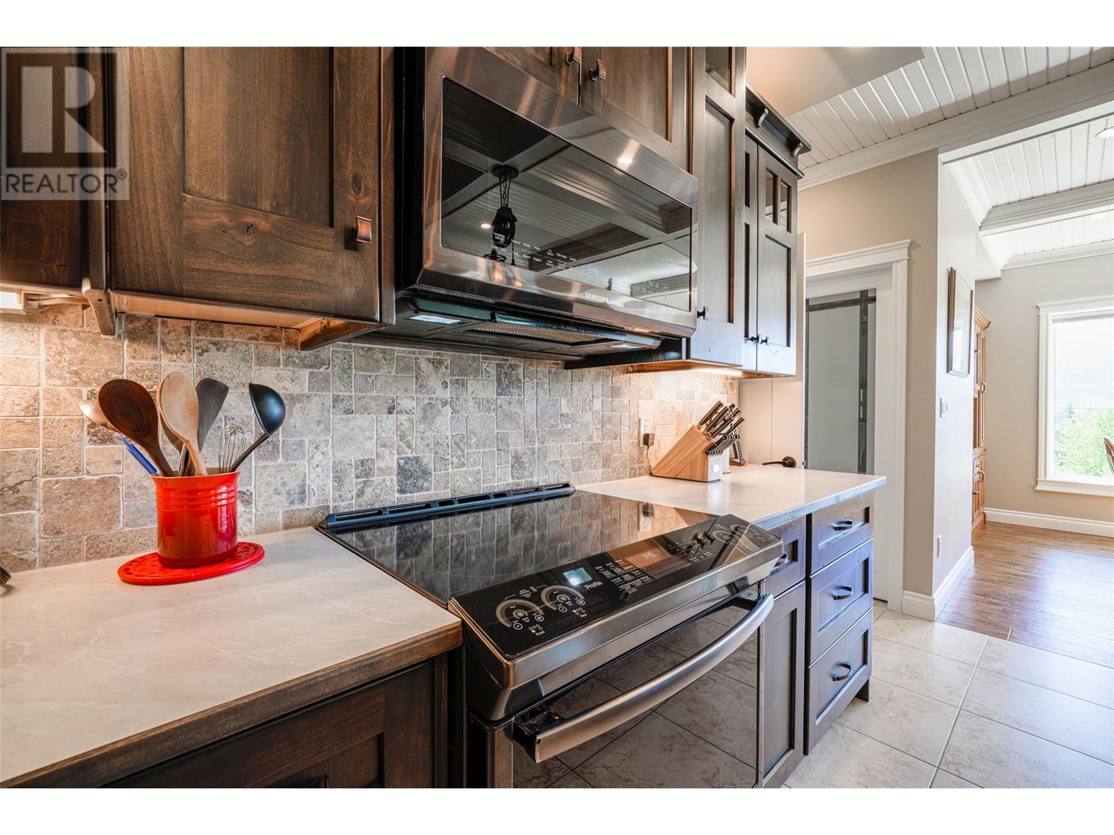 Photo 14 of 6209 Tatlow Road, Salmon Arm BC