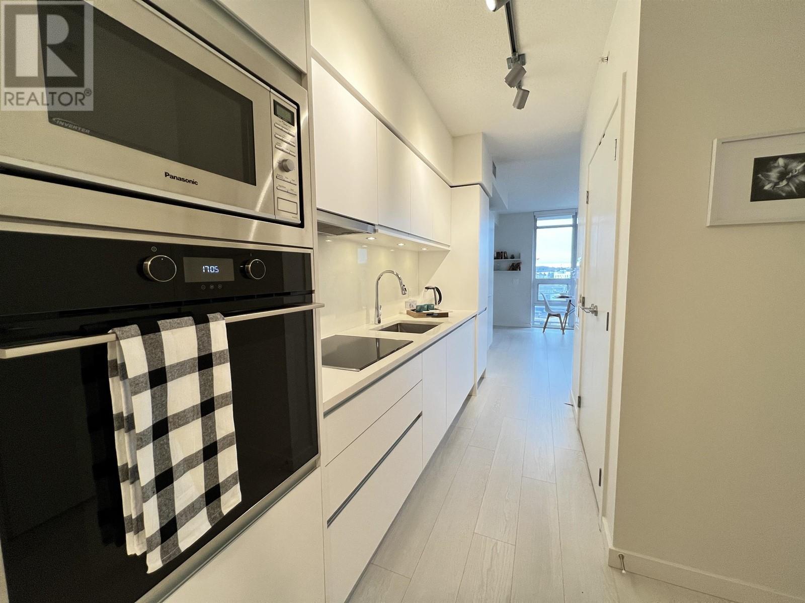 Photo 8 of 809 180 E 2nd Avenue, Vancouver BC
