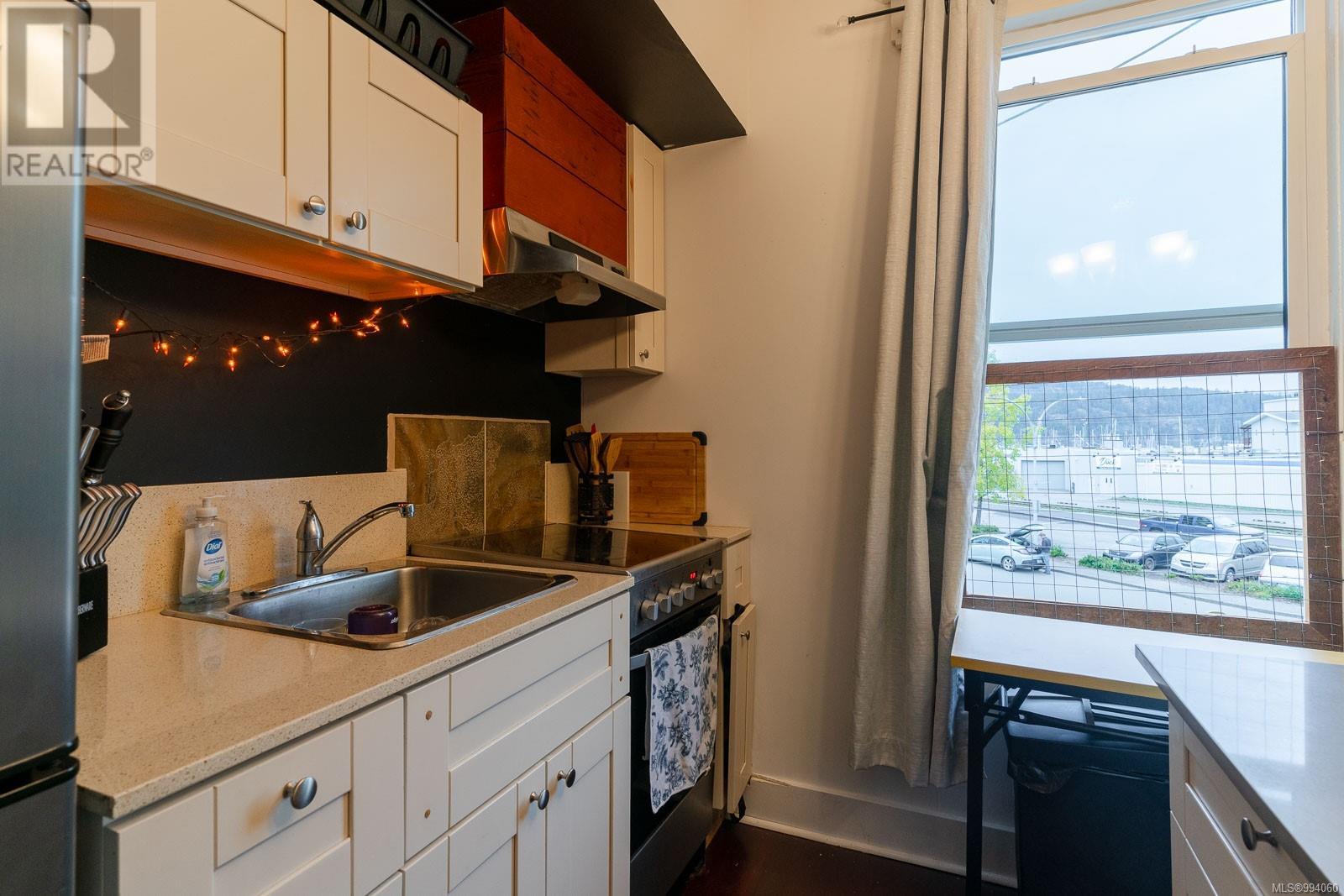 3203 Kingsway Ave, Port Alberni real estate listing 994060