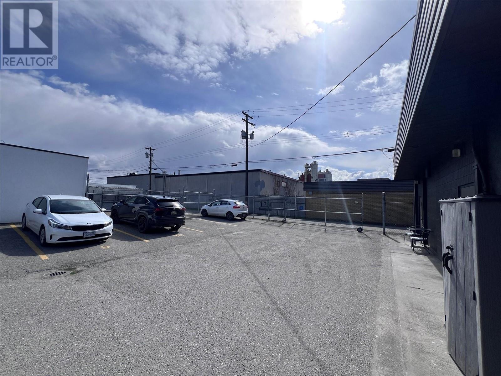 915 Ellis Street, Kelowna