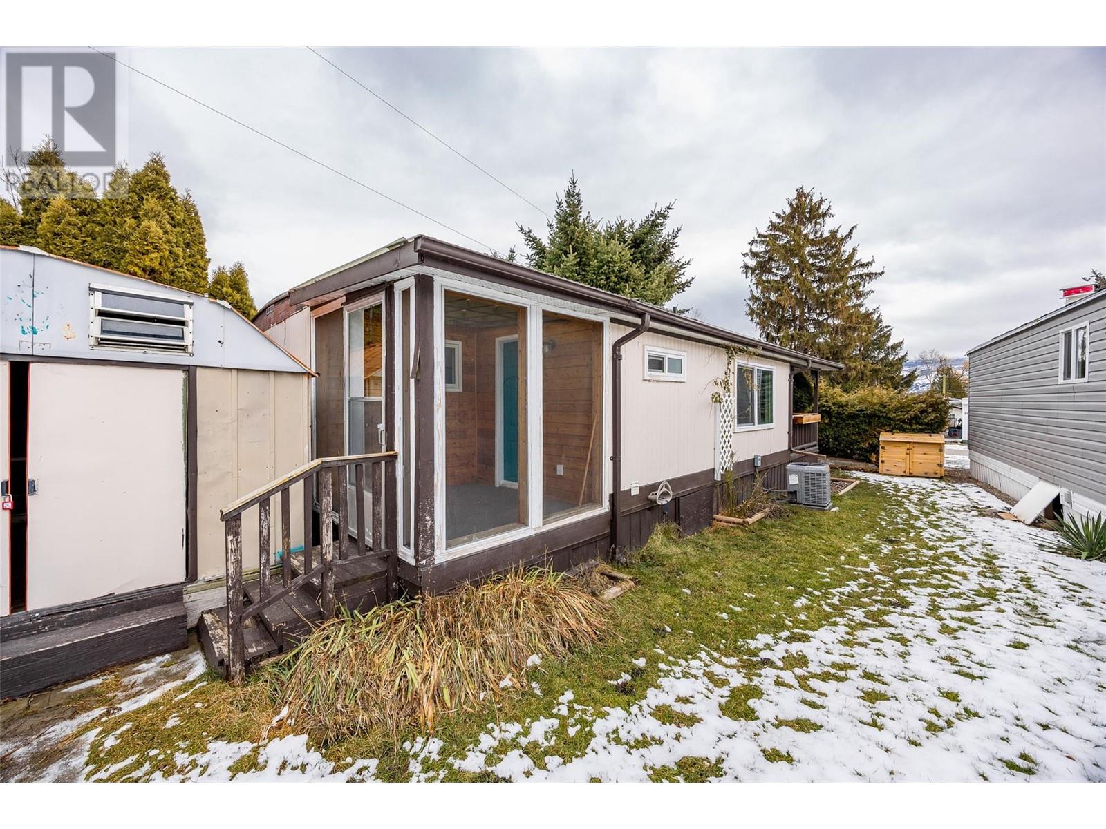 12 1881 Boucherie Road, Westbank