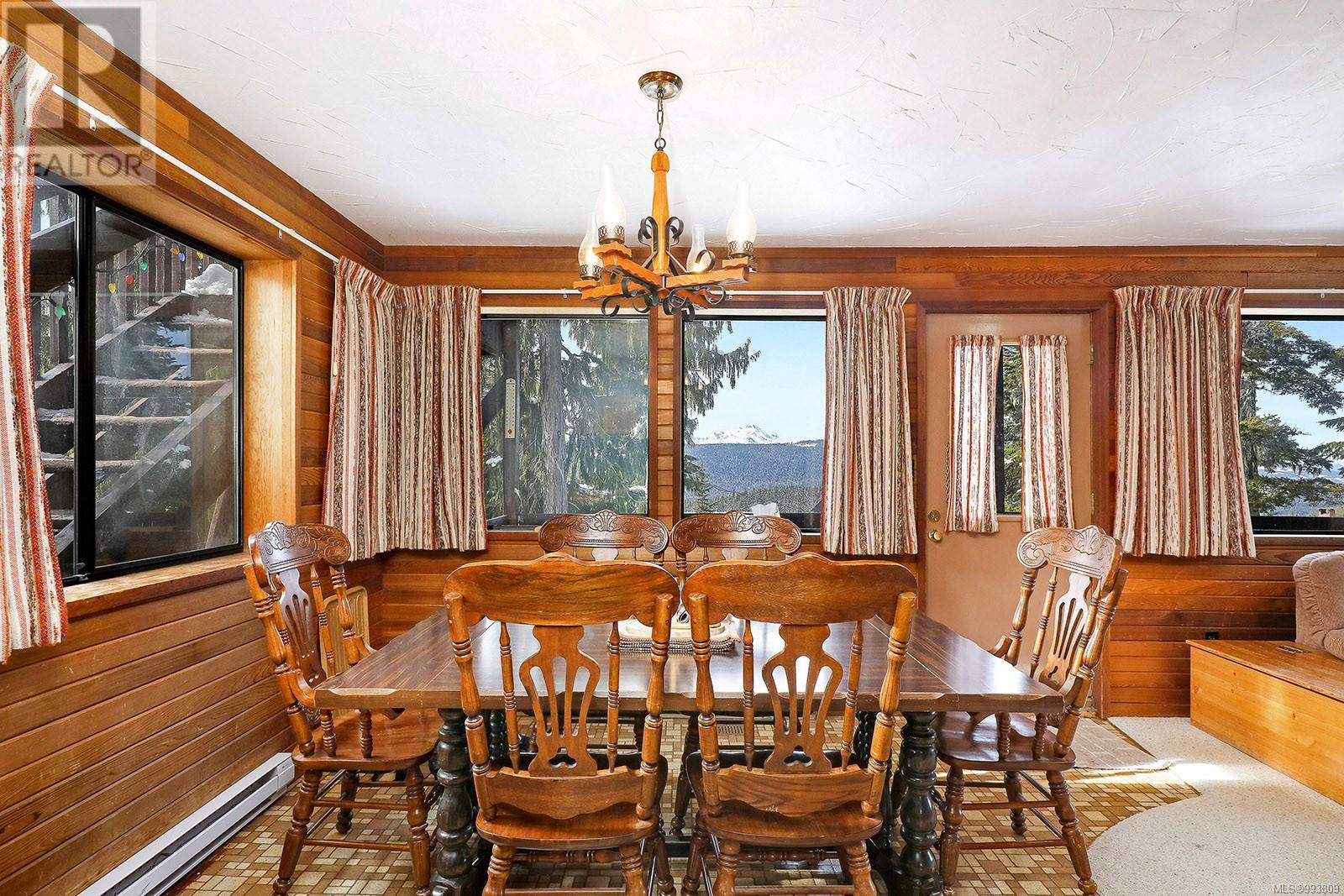 1005 Strata Way, Courtenay real estate listing 993809