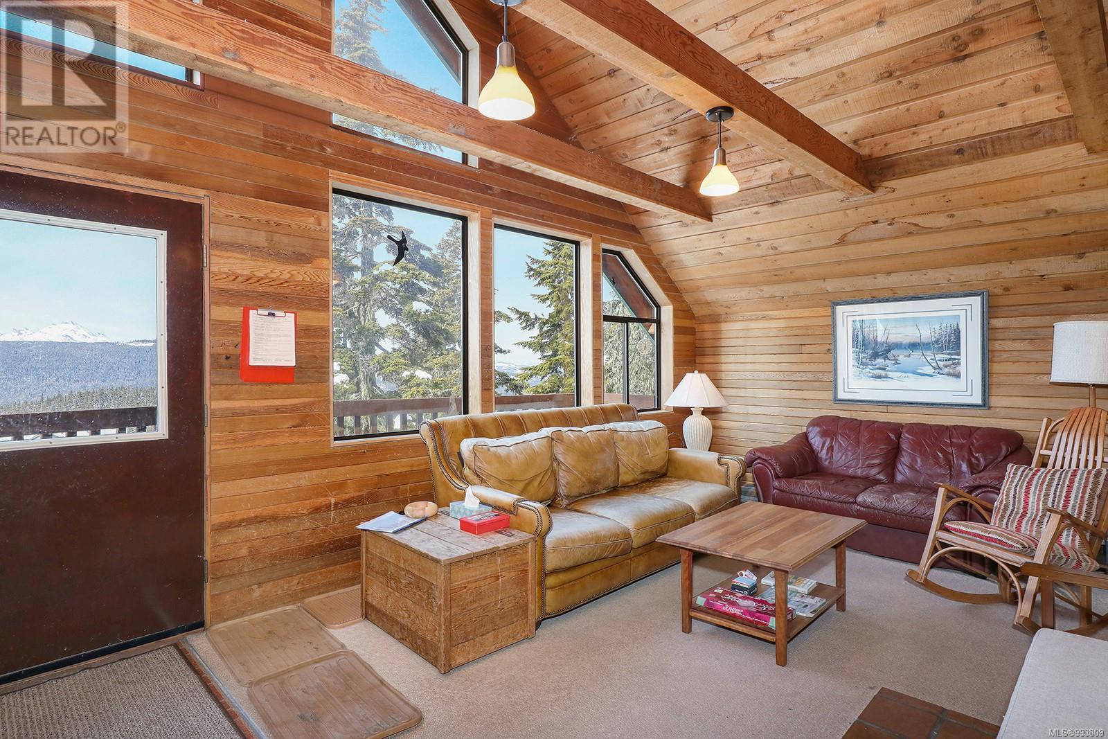 1005 Strata Way, Courtenay real estate listing 993809