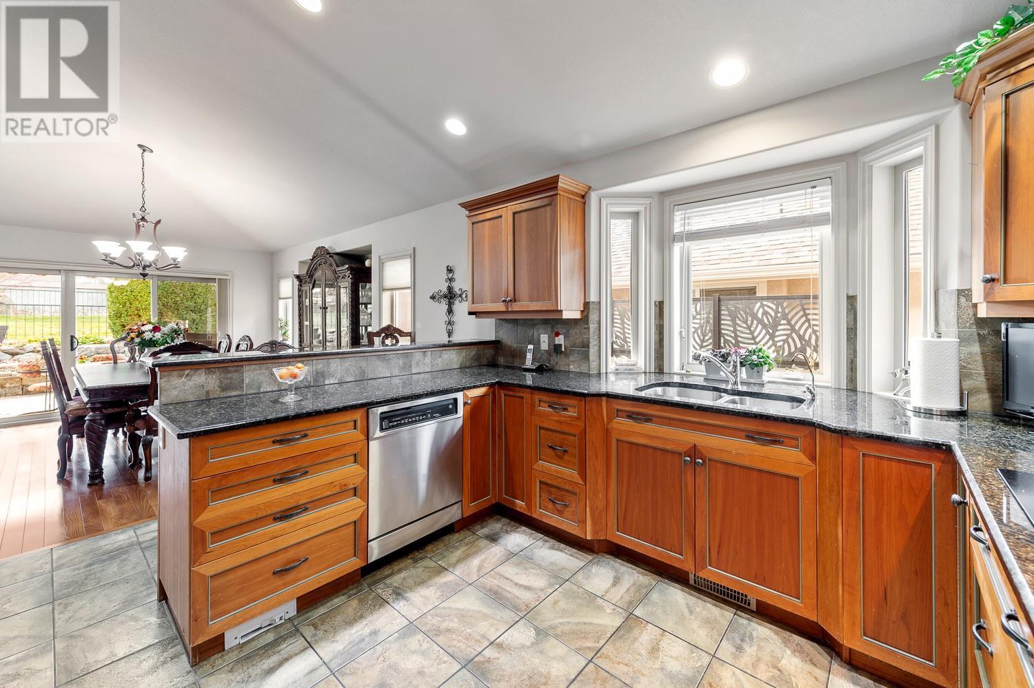  4345 Gallaghers Fairway South, Kelowna