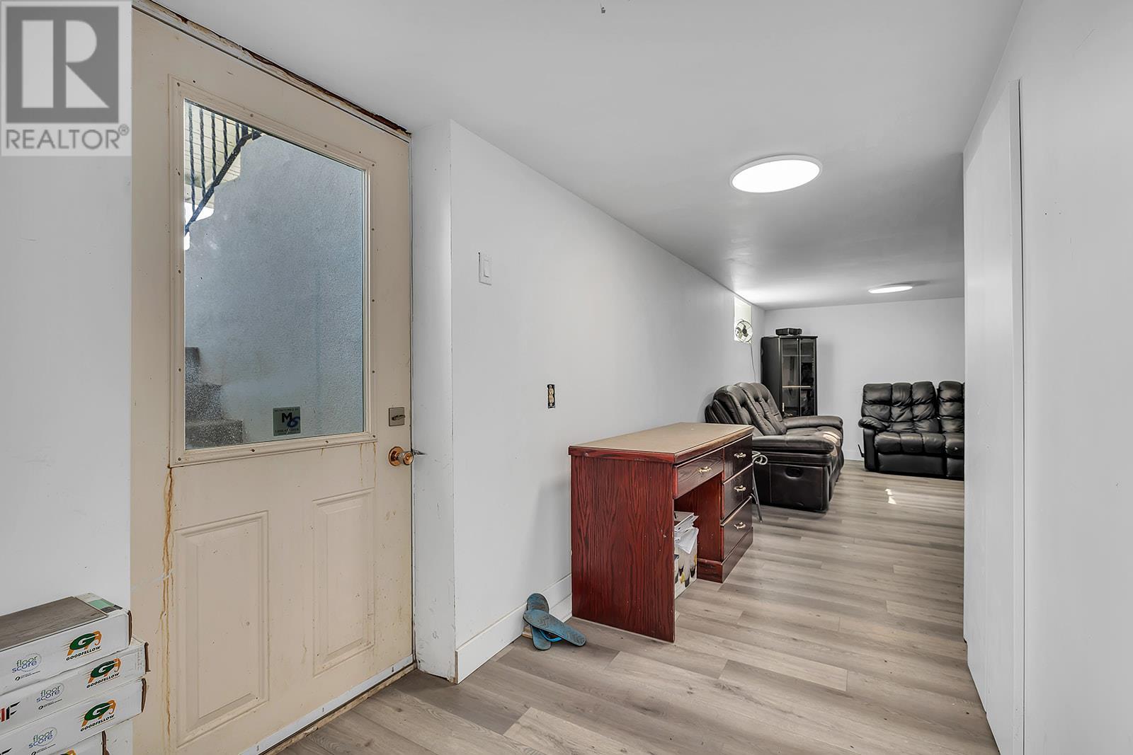 5463 Sumac Street, Oliver