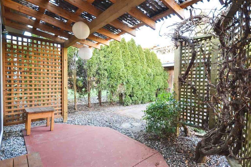 14181 MALABAR AVENUE, White Rock real estate listing R2985344