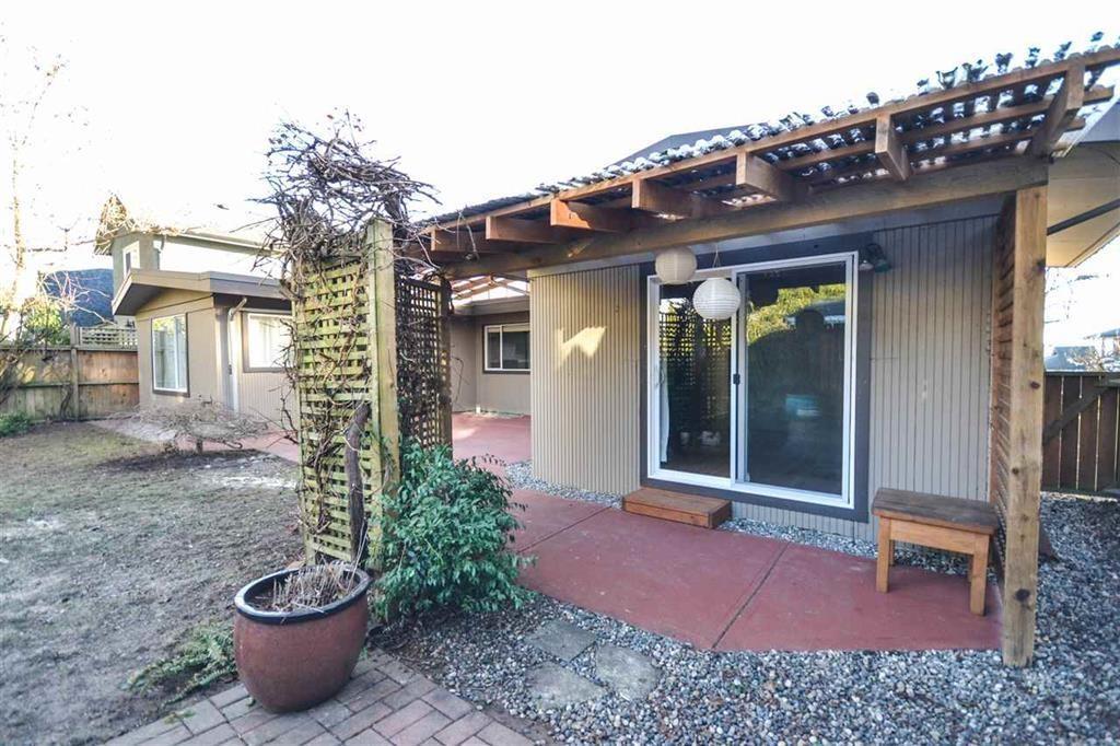 14181 MALABAR AVENUE, White Rock real estate listing R2985344