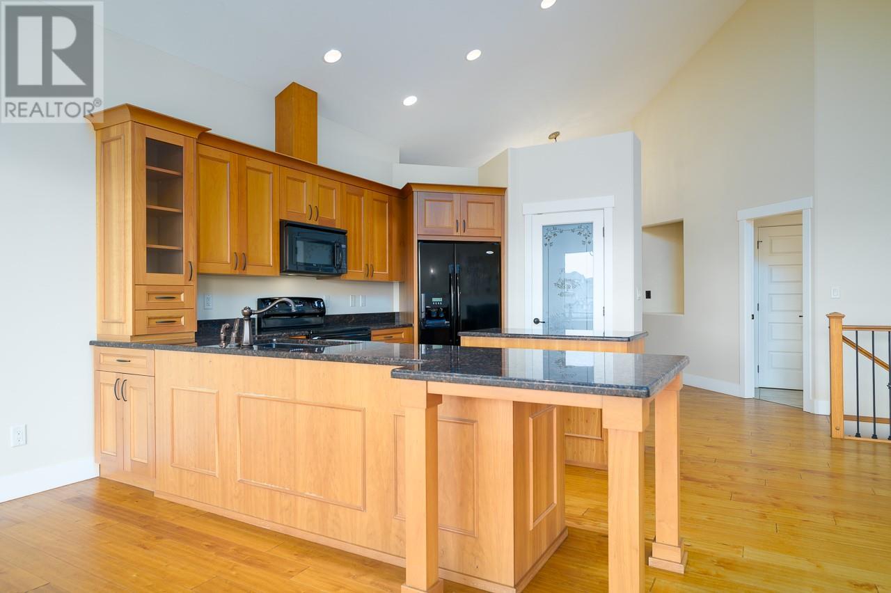 Photo 8 of 1067 Quail Drive, Kamloops BC