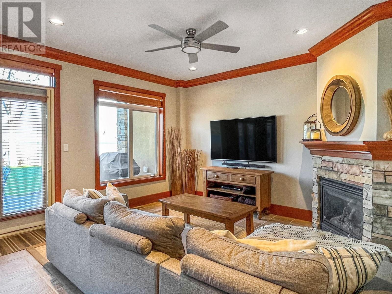 7200 Cottonwood Drive Unit# 9, Osoyoos