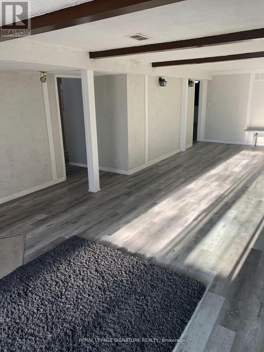 Single Family House Bungalow for Sale in *LOWER   OLD SCHOOL ROAD Caledon (Inglewood) 