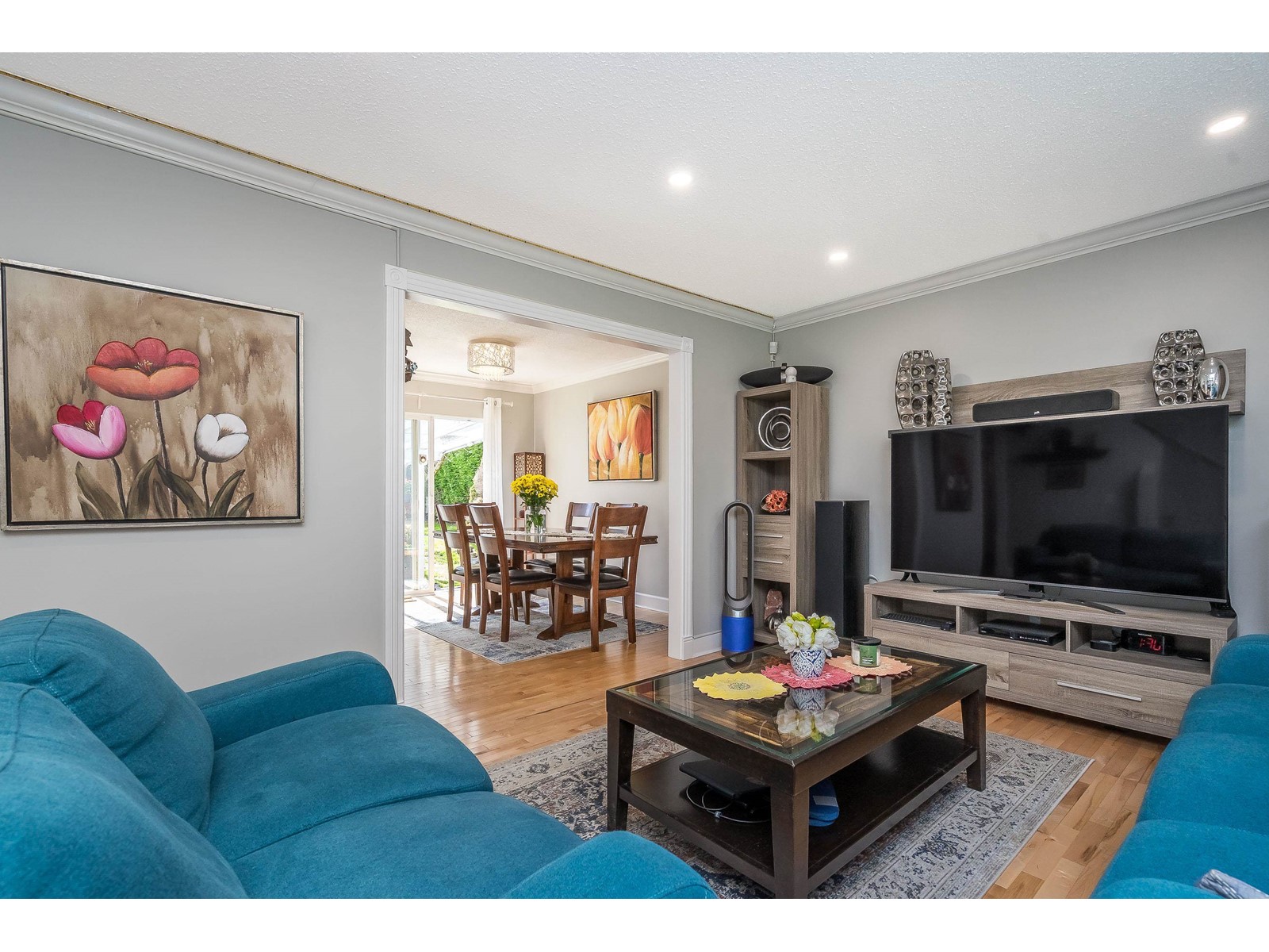 Photo 9 of 15428 Madrona Drive, Surrey BC