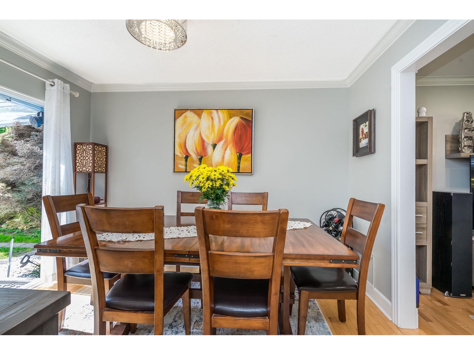 Photo 15 of 15428 Madrona Drive, Surrey BC