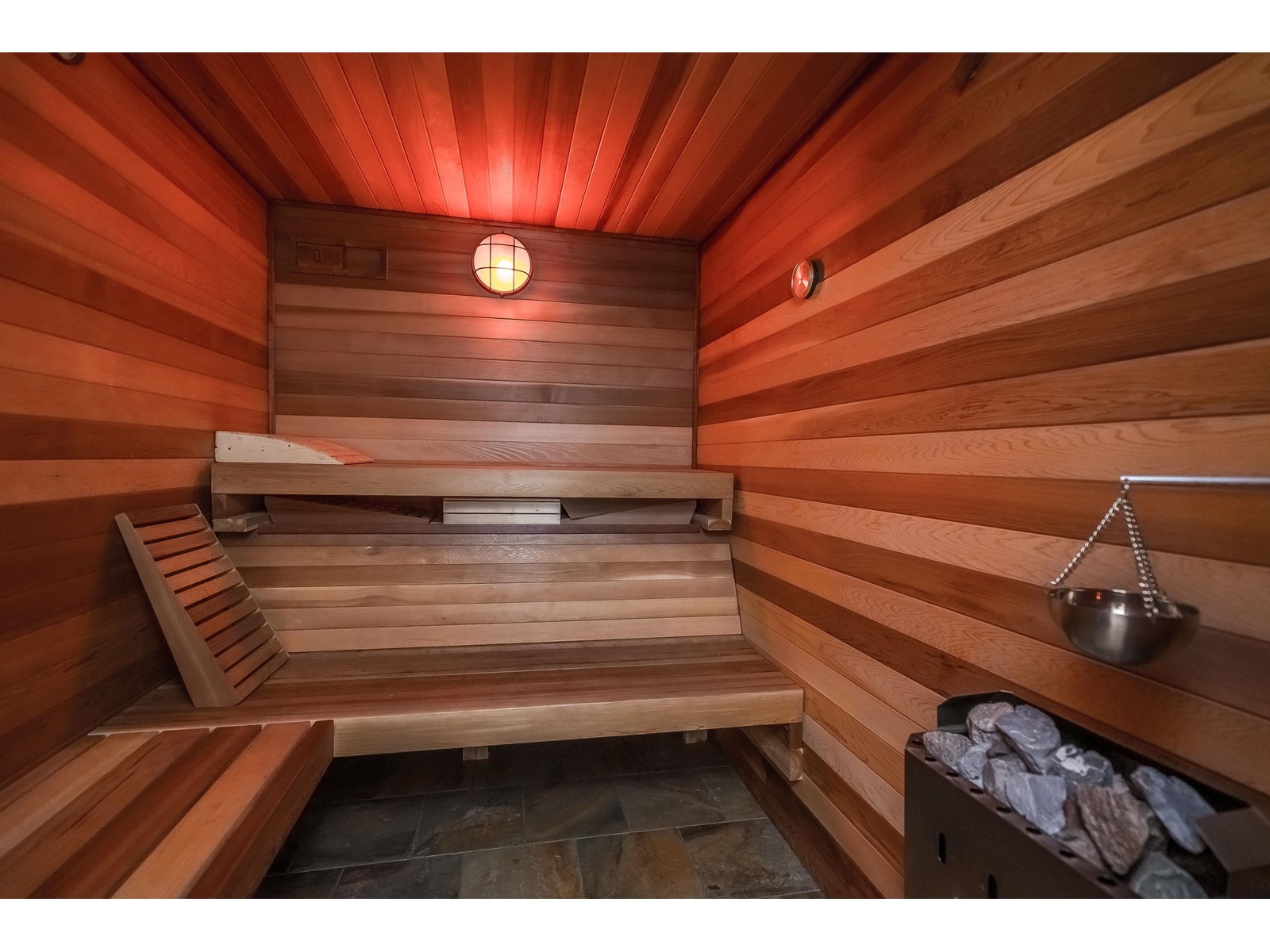 15428 MADRONA DRIVE, Surrey
