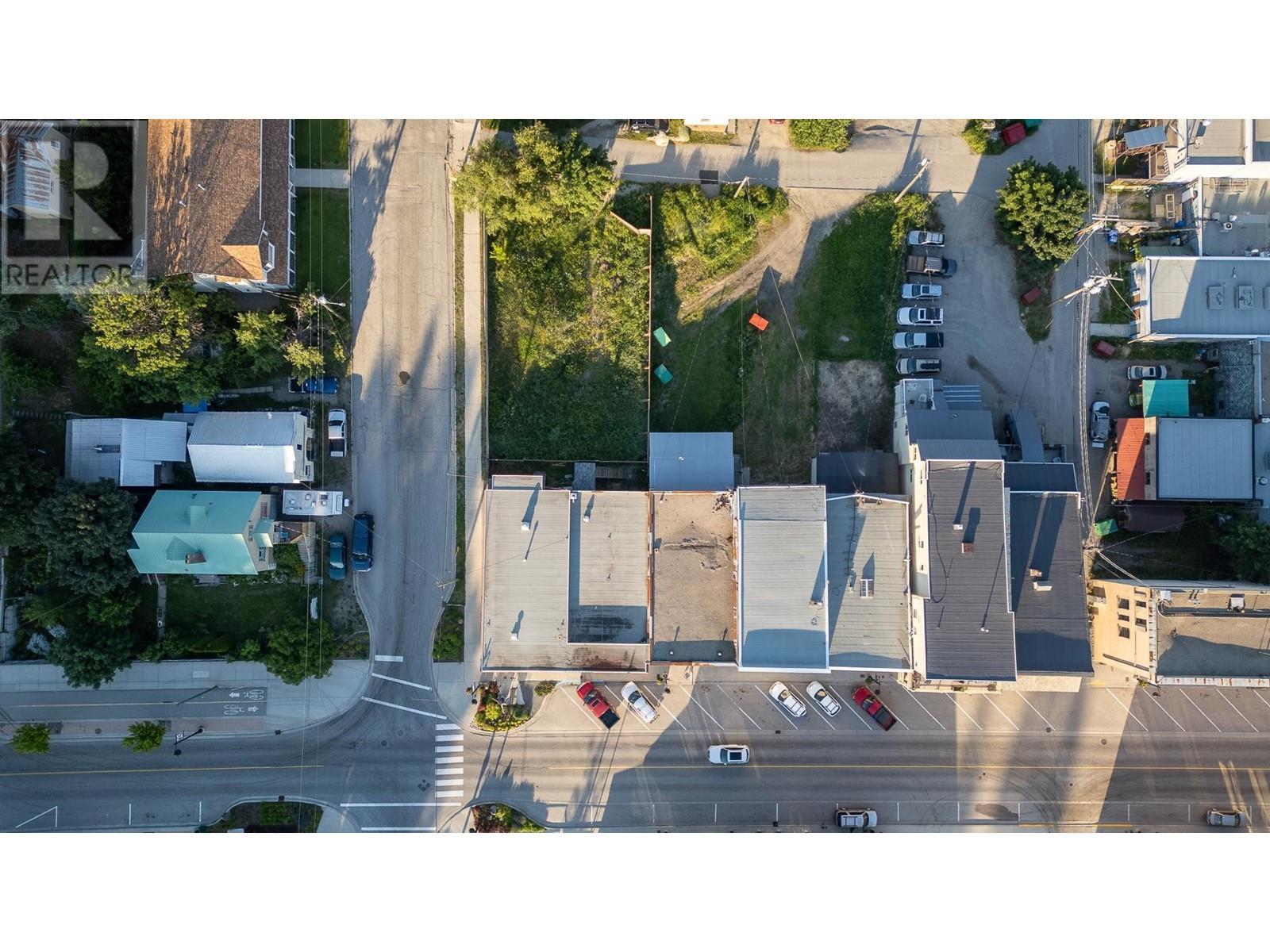 2080 WASHINGTON Street, Rossland