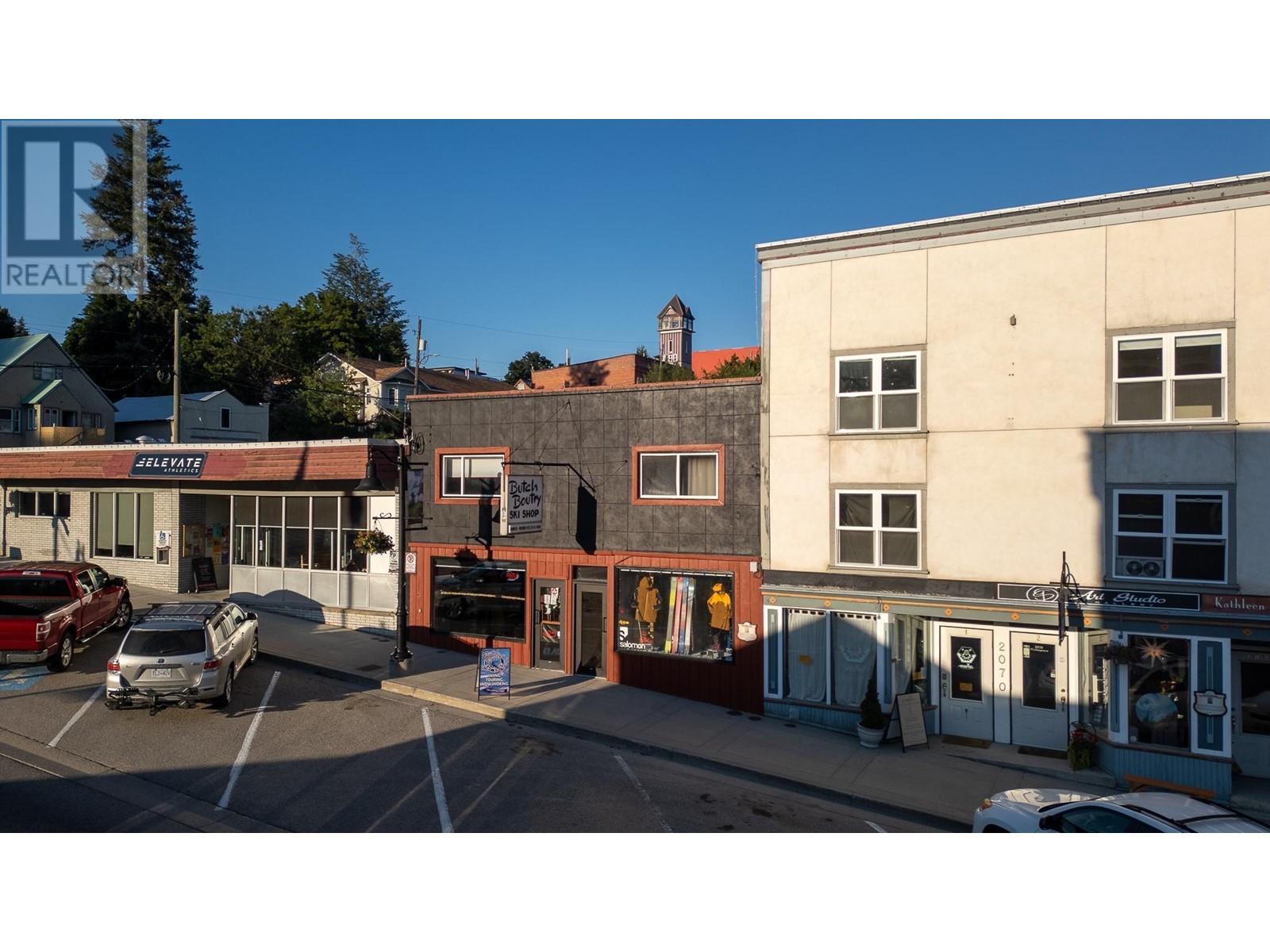 2080 WASHINGTON Street, Rossland