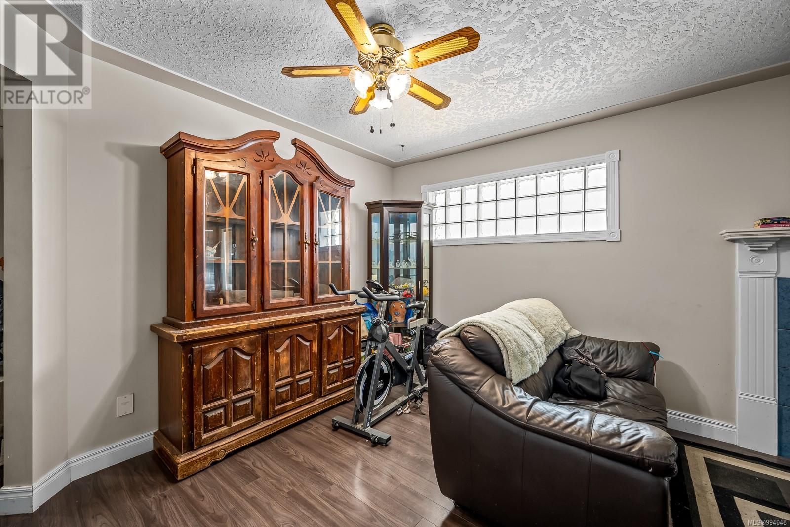 B 4654 Muir Rd, Courtenay real estate listing 994048