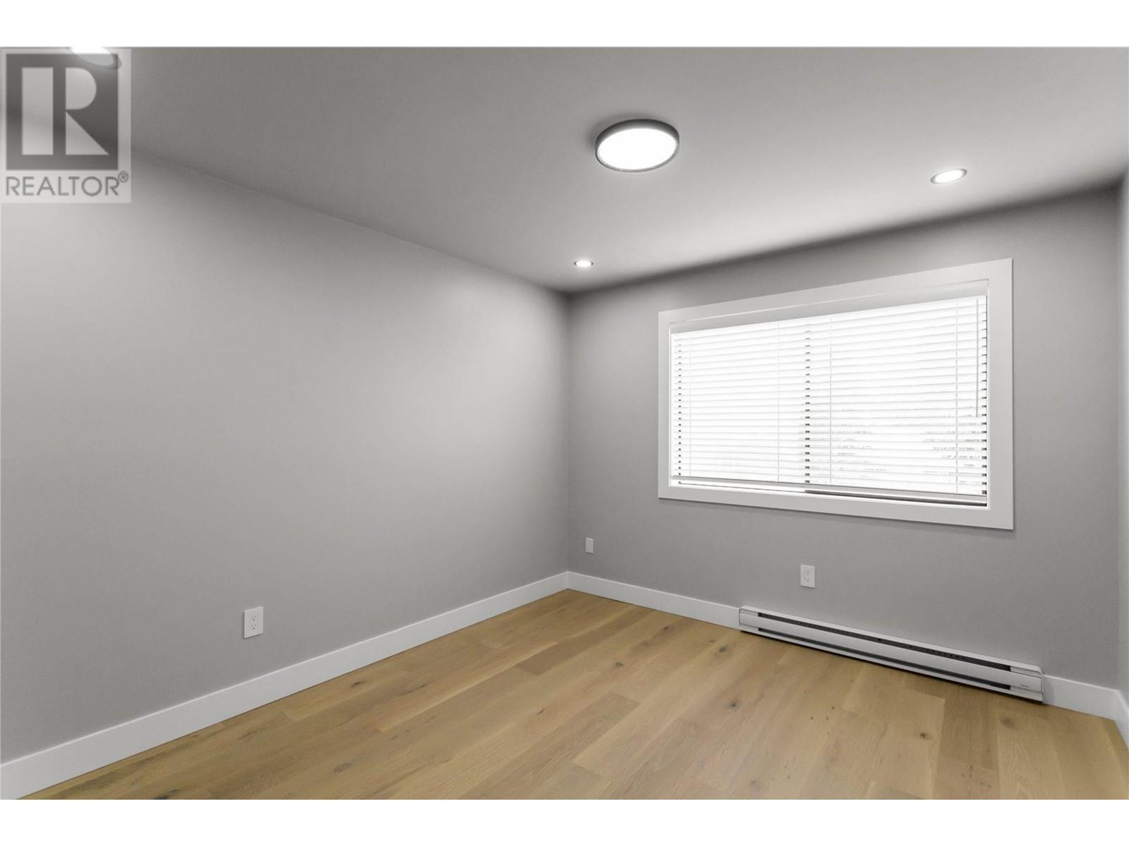 201 1948 COQUITLAM AVENUE, Port Coquitlam real estate listing R2985508