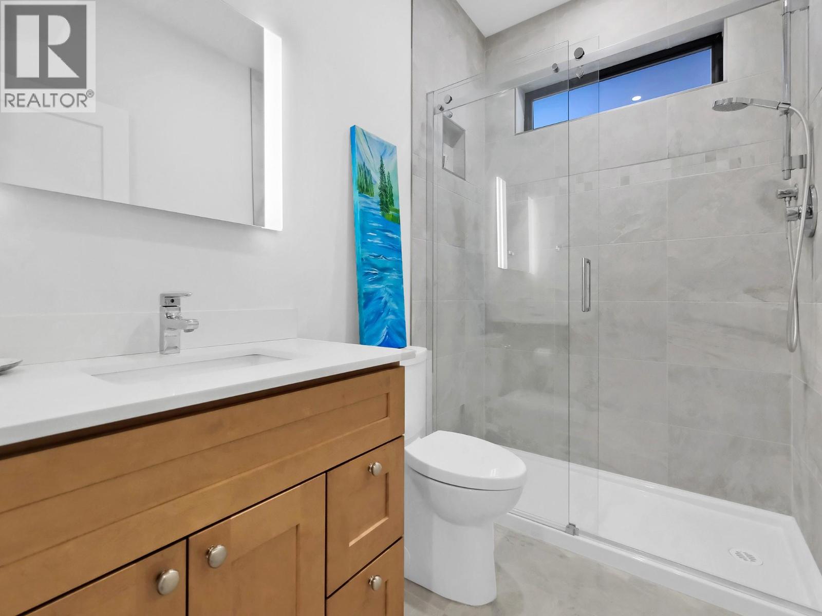  700 CHURCHILL Avenue, Penticton