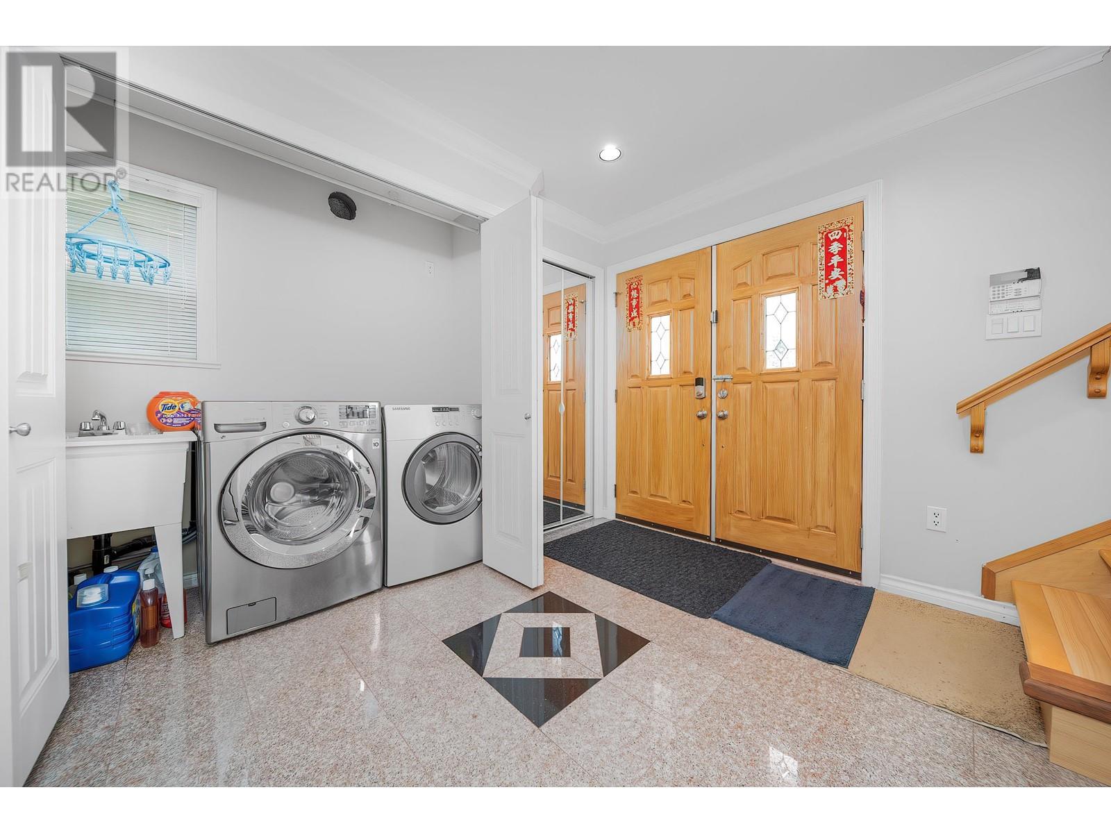 3320 E 43RD AVENUE, Vancouver