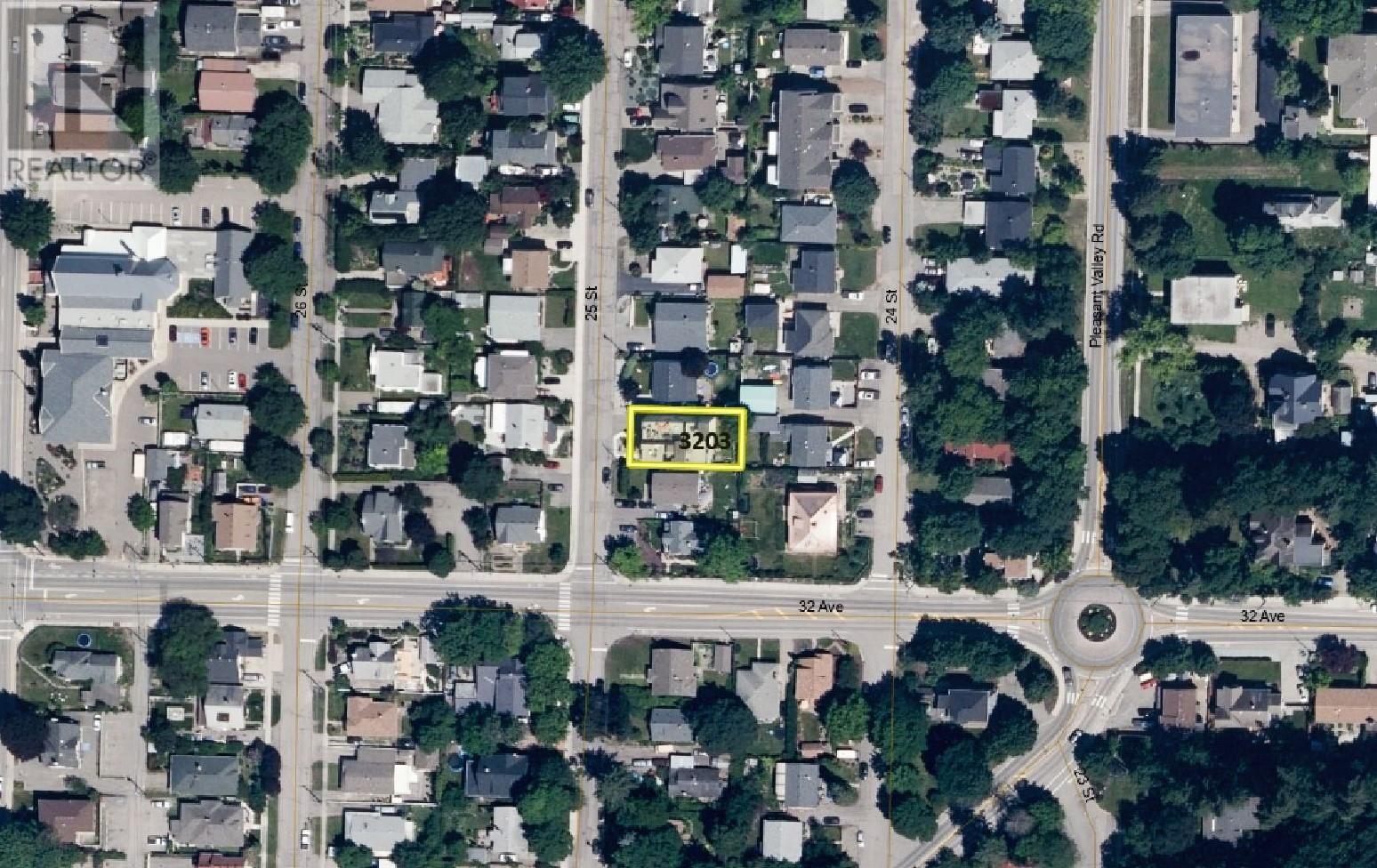 B 3203 25 Street, Vernon