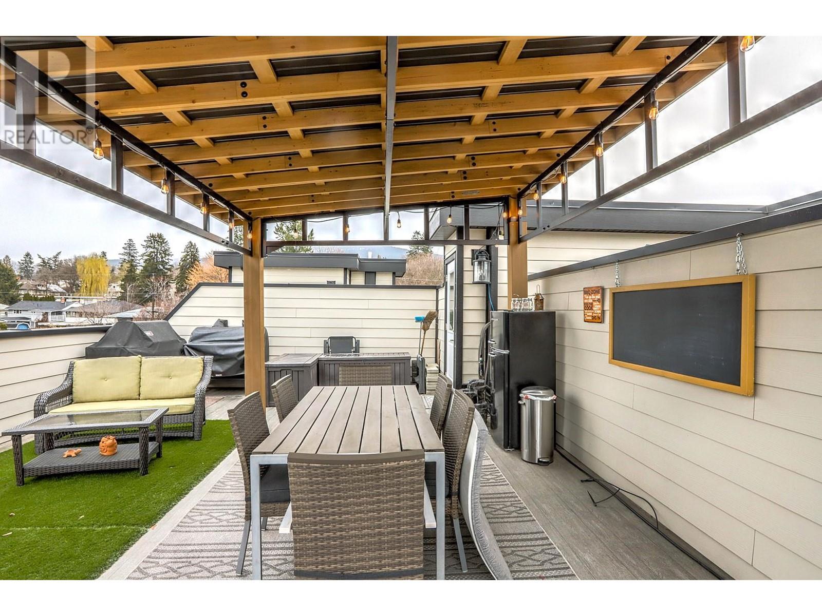 B 3203 25 Street, Vernon