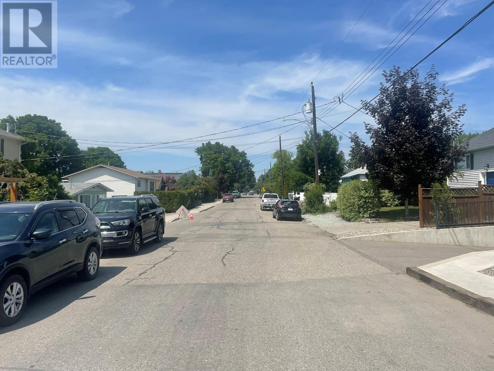 B 3203 25 Street, Vernon
