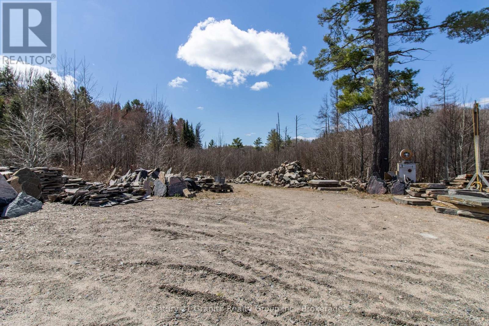 Photo 11 of 13495 Highway 35, Minden Hills ON