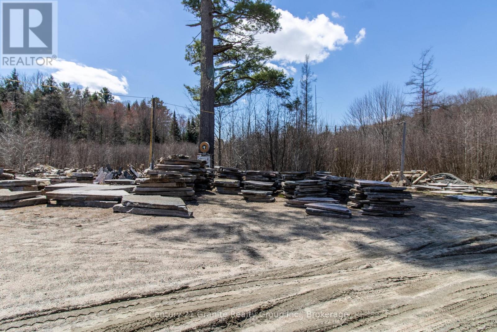 Photo 13 of 13495 Highway 35, Minden Hills ON