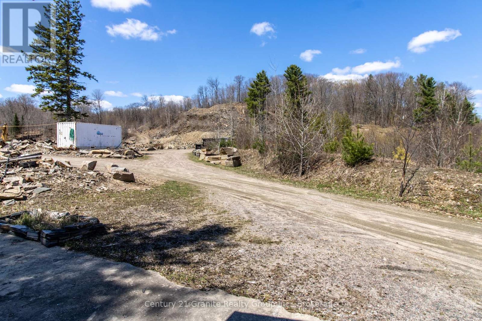 Photo 31 of 13495 Highway 35, Minden Hills ON