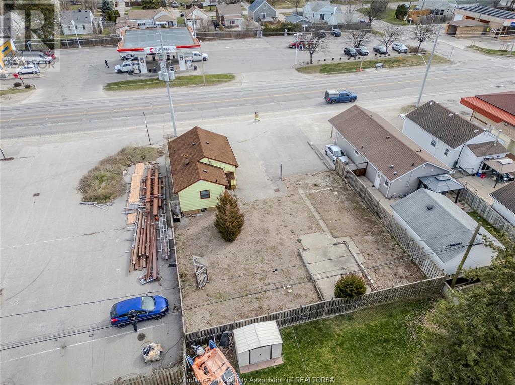 Photo 2 of 3473 Walker Road, Windsor ON