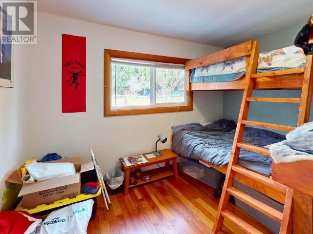 5385 EARL STREET, Texada Island