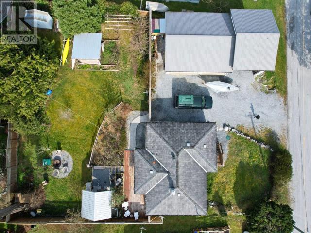5385 EARL STREET, Texada Island